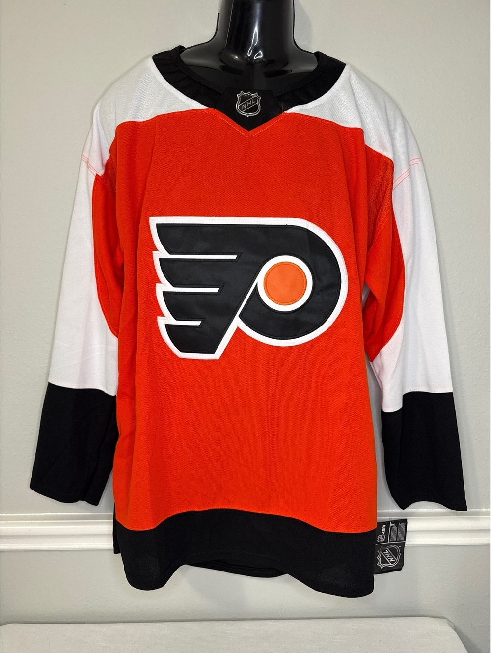 Philadelphia Flyers Jersey Size Men’s Large
